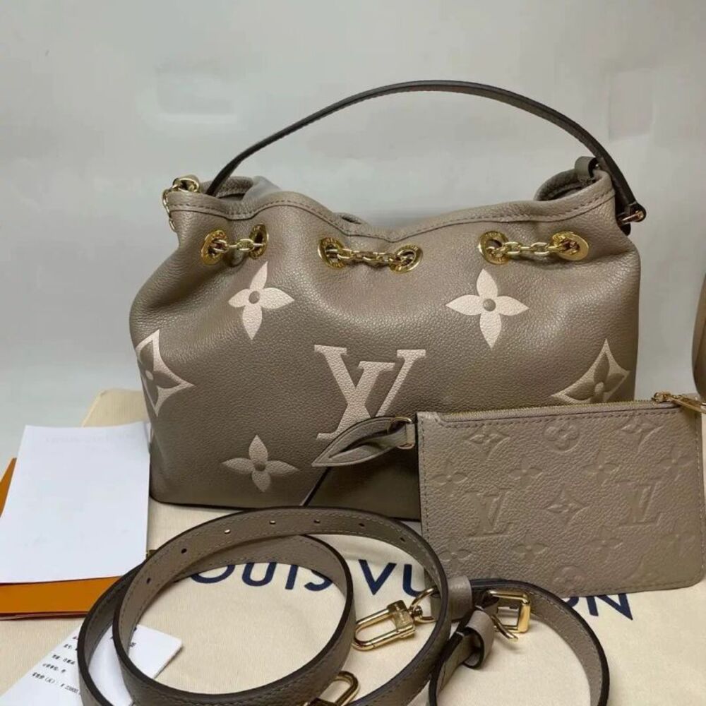 Louis Vuitton Women Pre-Loved Bag Very Good Condition
